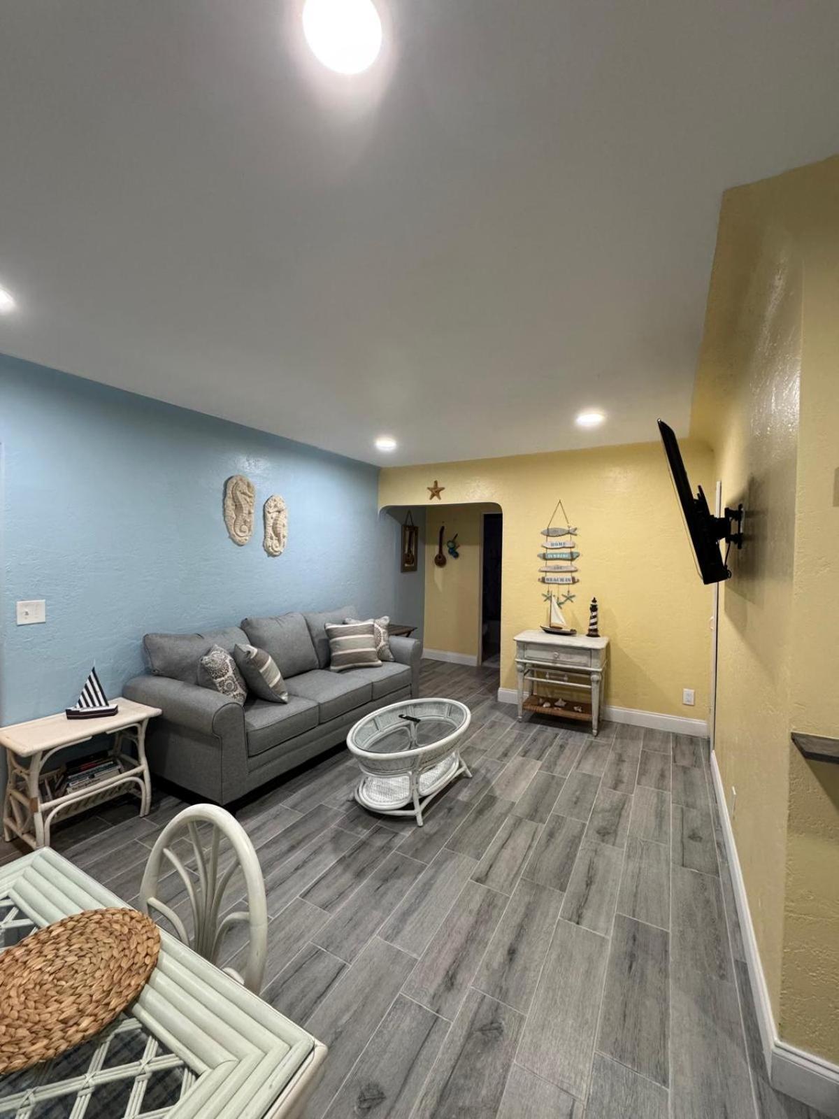 Gorgeous Beach Condo San Petersburgo Exterior foto
